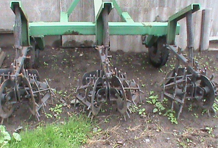 163
