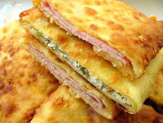 Приготовить лепешку на кефире с начинкой